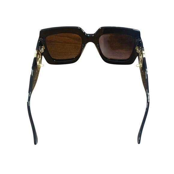 Gucci Oversized Black Square Sunglasses Brown Lens Gold Hardware‎ Chain Case New - Picture 3 of 8